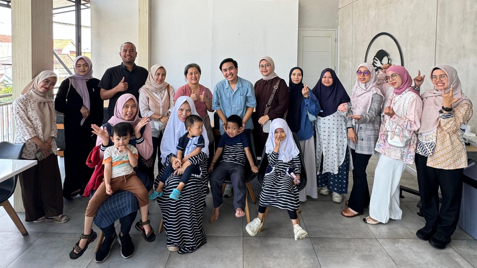Training persiapan sekolah anak bersama orang tua murid di Sukabumi oleh TamTam Therapy Centre